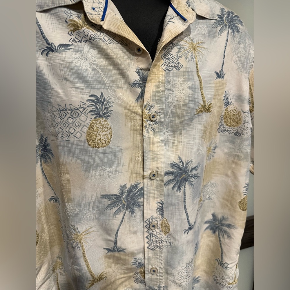 Woodys Retro Lounge XL Hawaiian Short Sleeve Shirt Pineapple Palm Cruise Vacay